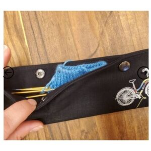 della Q Sock Needle Keeper